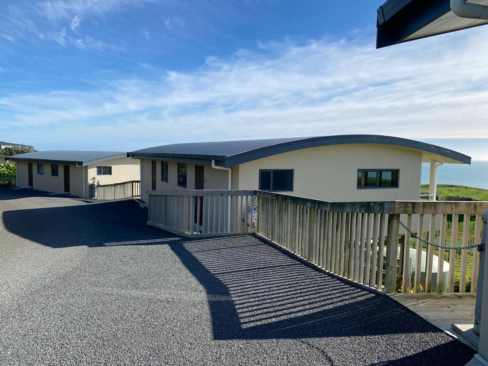 Chalets At Okurukuru New Plymouth Ngoại thất bức ảnh